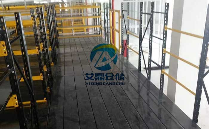 閣樓貨架